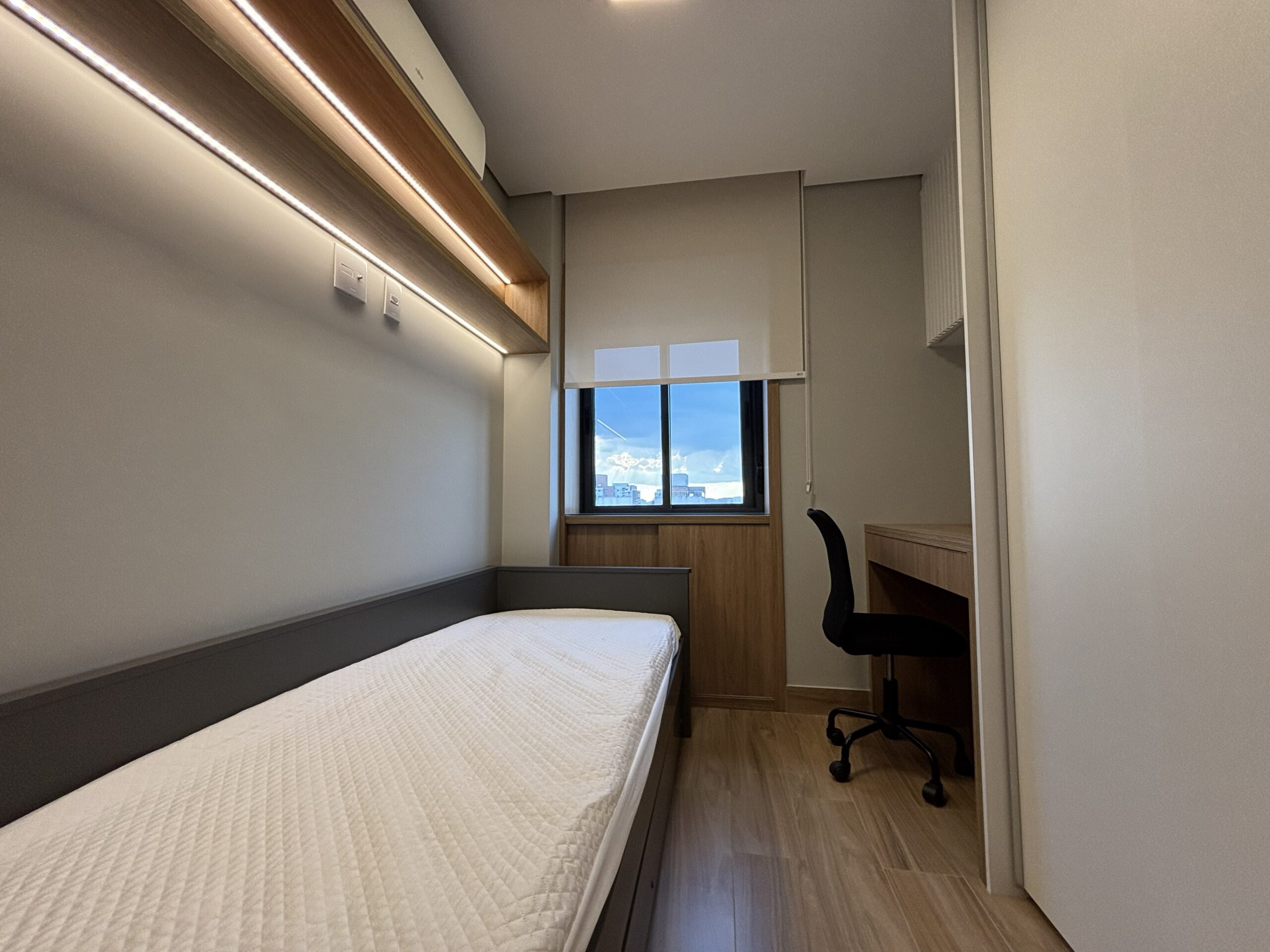 DORM SOLTEIRO
